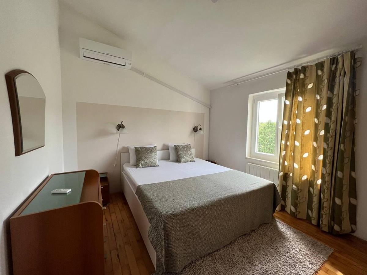 فيلا Domus Maria With Swimming Pool And Free Parking بنجول المظهر الخارجي الصورة