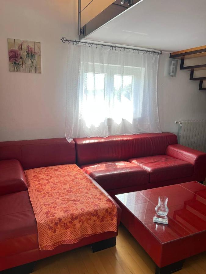 فيلا Domus Maria With Swimming Pool And Free Parking بنجول المظهر الخارجي الصورة